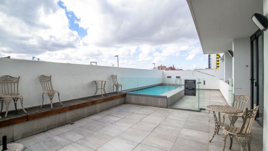 2 Bedroom Property for Sale in Woodstock Western Cape